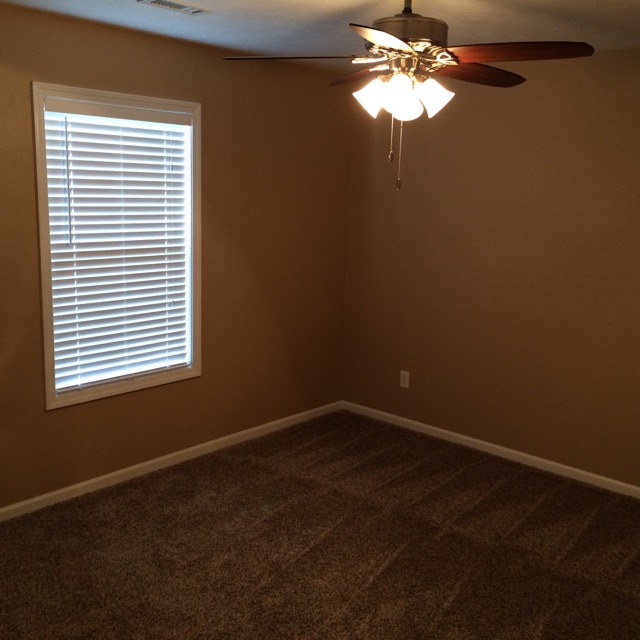 900 Pear St. Apt C